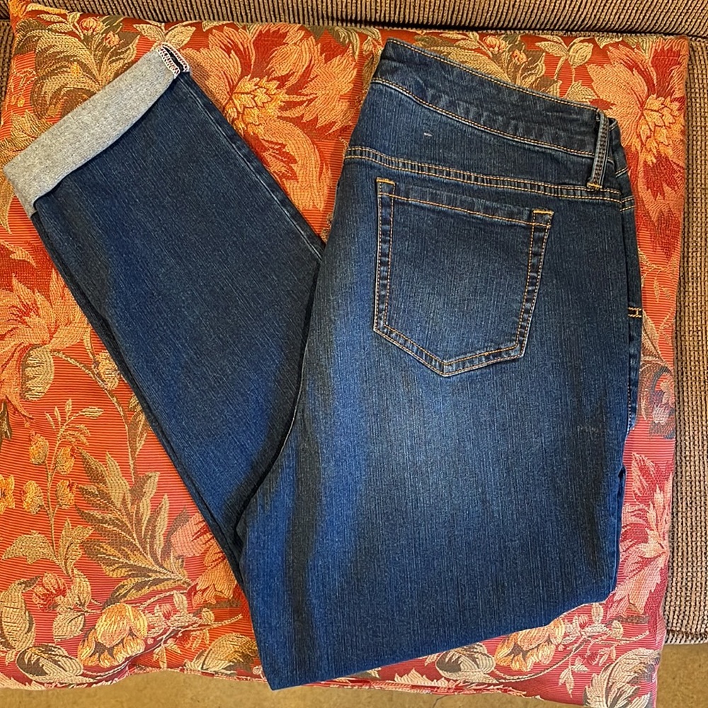 **SALE!!!!!, new reduced price!**.         Brand New Cropped Jeans from TORRID